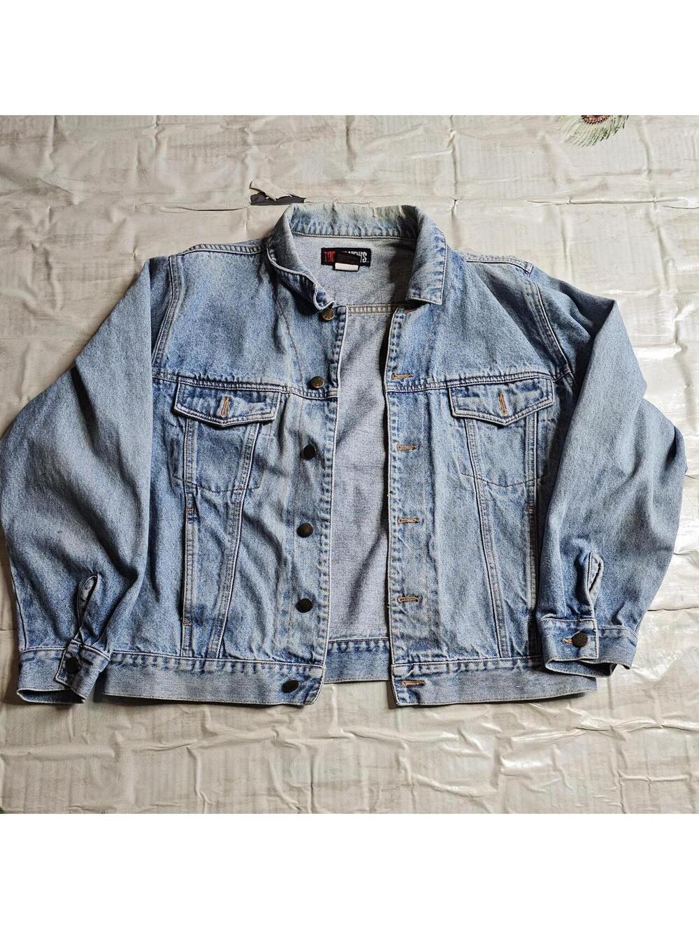 Title: light blue vintage denim jacket high quality workwear and Americana